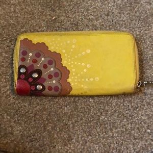 Fossil wallet